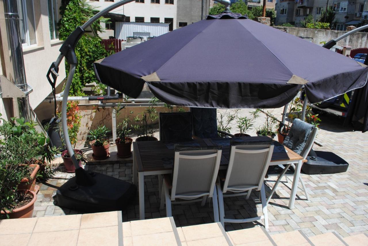 Hotel Corona Ντρομπέτα-Τούρνου Σεβερίν Εξωτερικό φωτογραφία